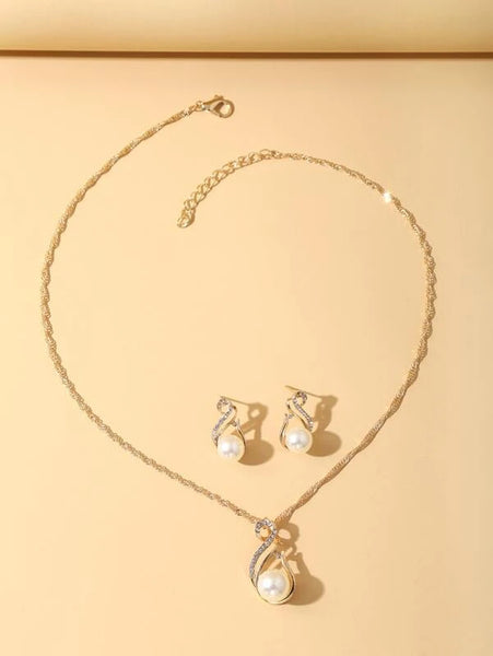 Sparkling Faux Pearl Charm Necklace & Earrings