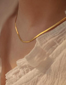 Sparkling Minimalist Chain Necklace