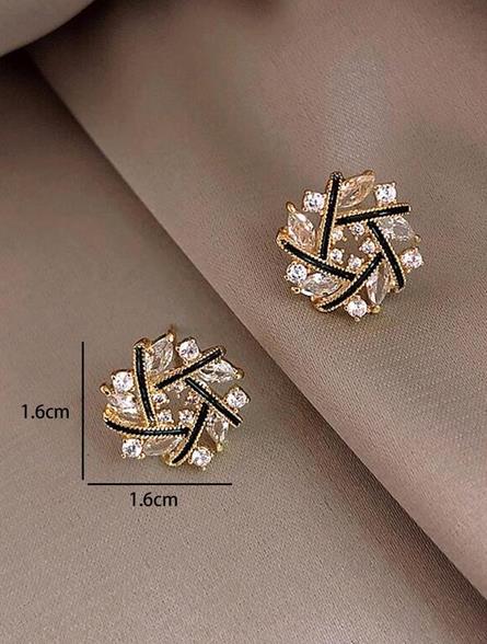 Sparkling Rhinestone Decor Stud Earrings