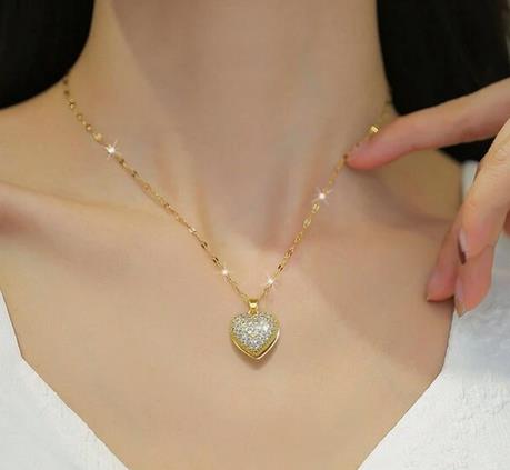 Sparkling Cubic Zirconia Heart & Faux Pearl Shell Pendant Necklace