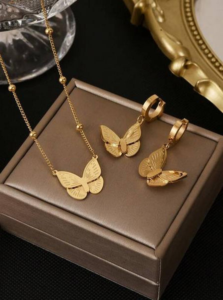 Sparkling Set of Elegant Butterfly Necklace & Butterfly Earrings