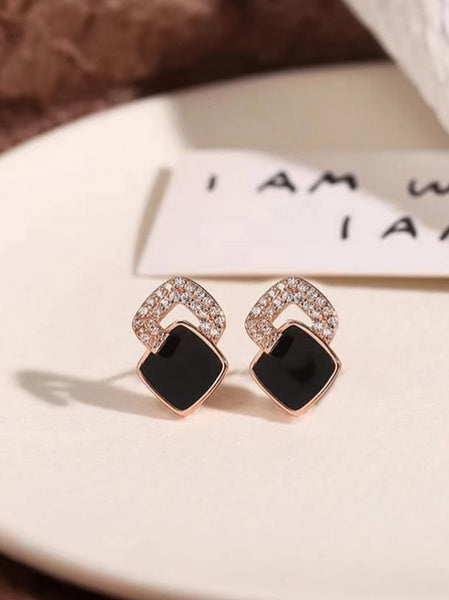 Sparkling Rhinestone Decor Geometric Stud Earrings