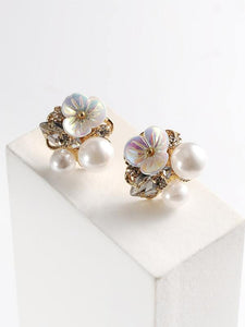 Sparkling Faux Pearl Decor Stud Earrings