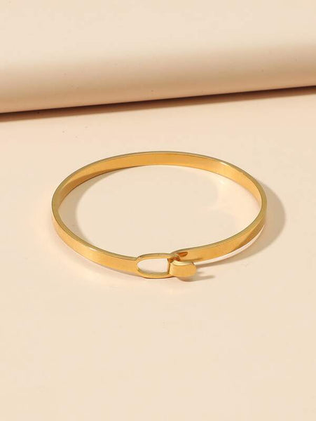 Sparkling Simple Bangle