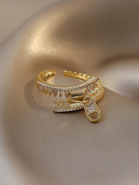 Sparkling Zircon Zipper Ring