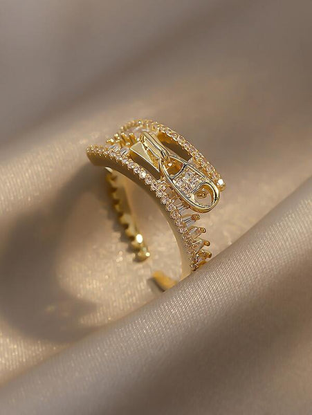 Sparkling Zircon Zipper Ring