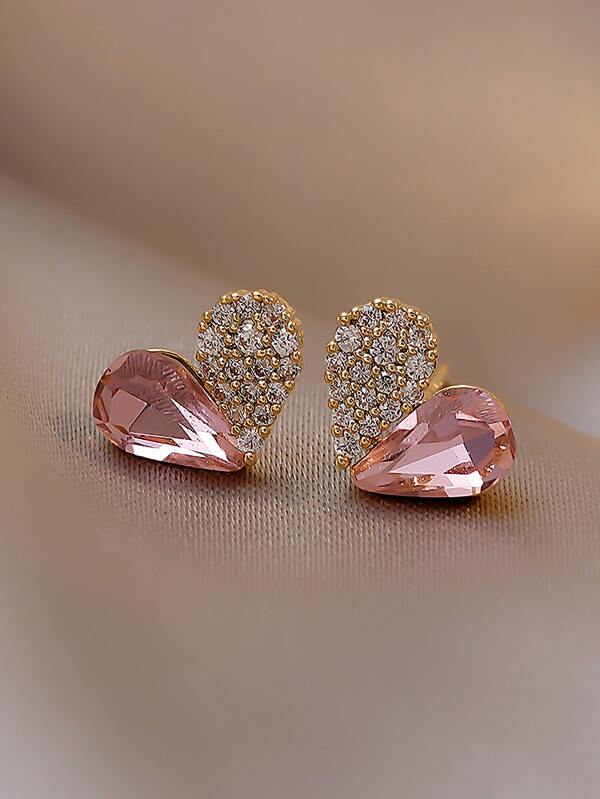 Sparkling Rhinestone Heart Stud Earrings